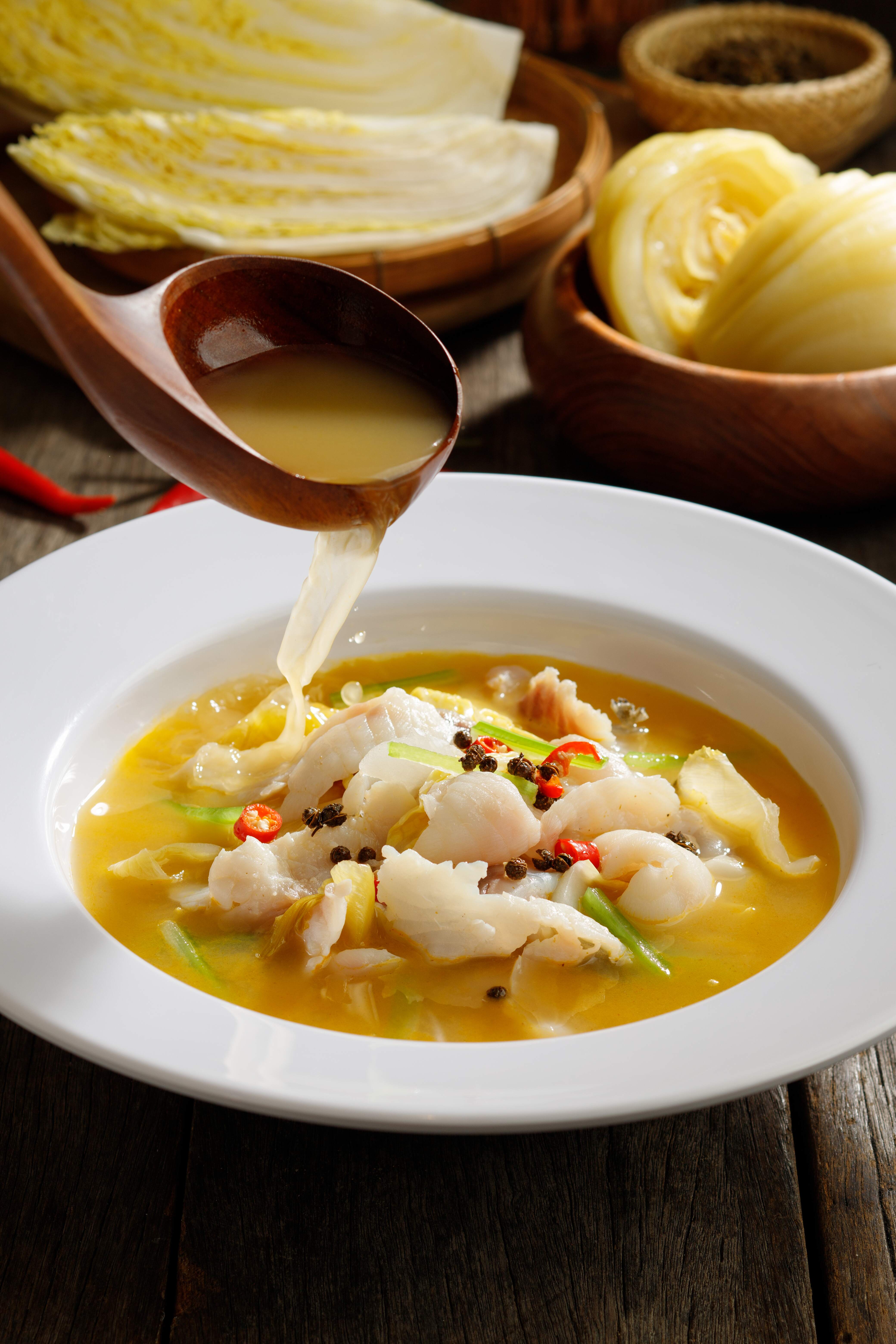 Ju Xing Fish_Sauerkraut Fish Soup with Crunchy Grass Carp Fish Fillet